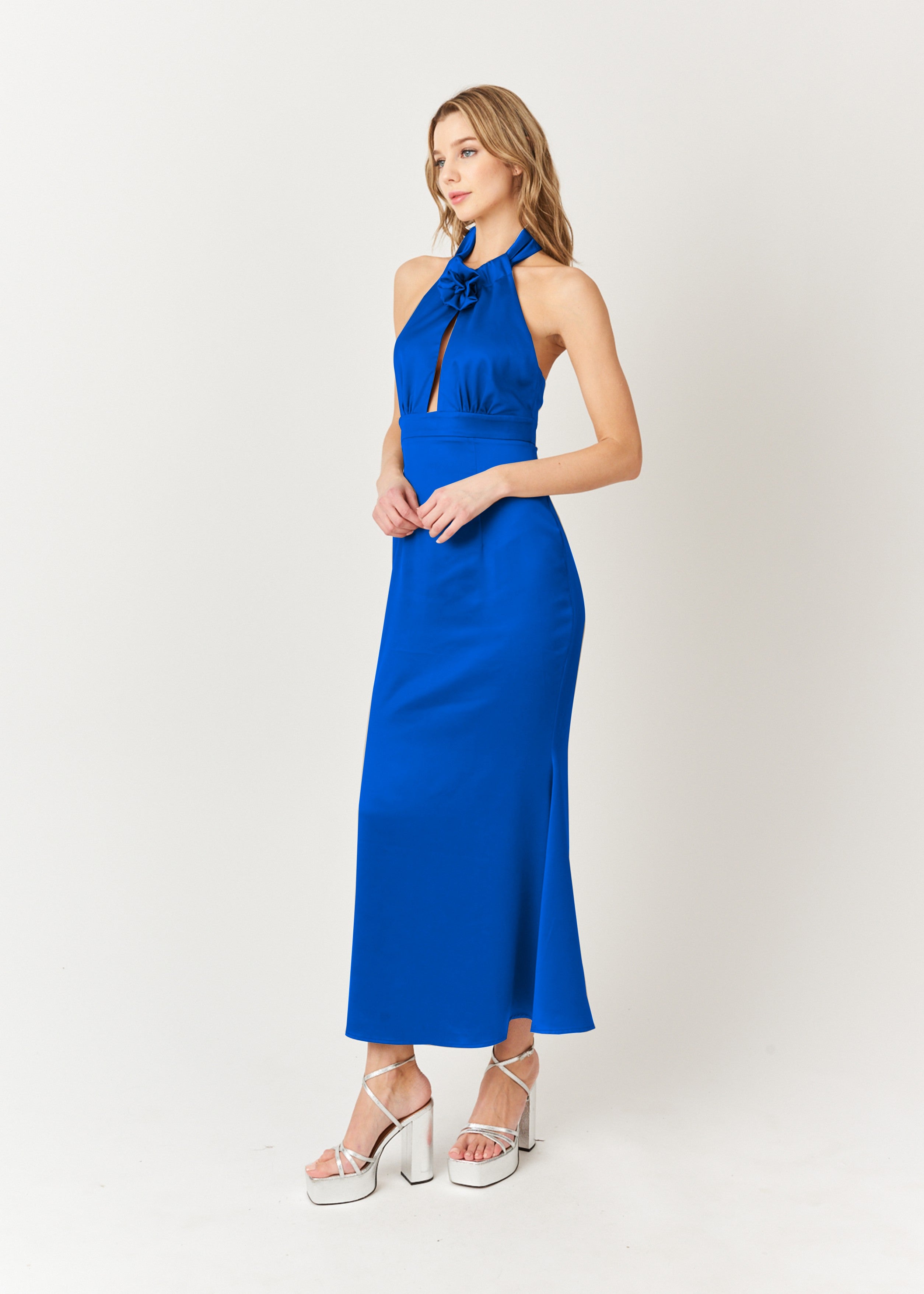 Winter Front Cut Out Halter Satin Dress - Hedson.mx