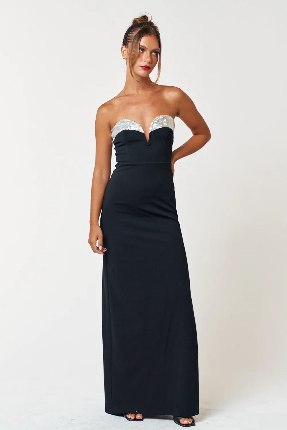 Crepe Knit Sequin Neck Tube Maxi Dress With Side Slit - Hedson.mx