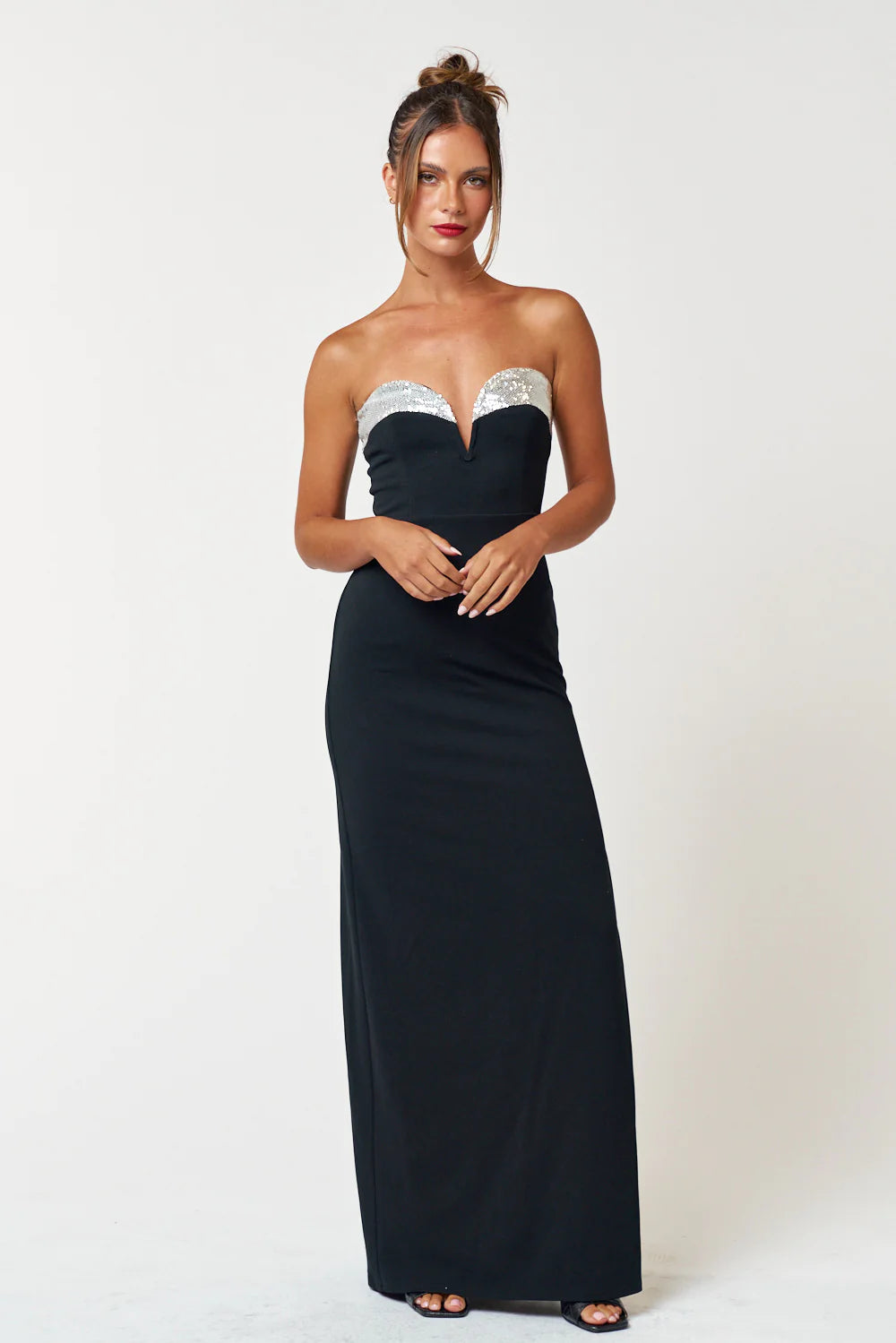 Crepe Knit Sequin Neck Tube Maxi Dress With Side Slit - Hedson.mx